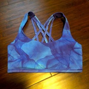 Lululemon Free To Be Serene